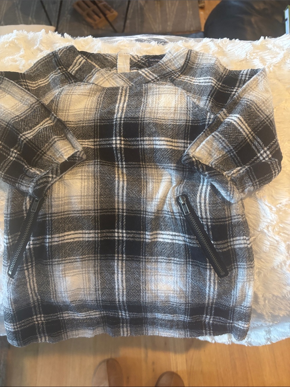 GAP Black and White Plaid Pullover Sweater